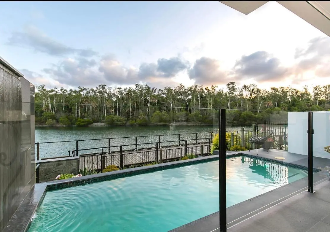 On The Board Walk Villa Maroochydore Holiday home